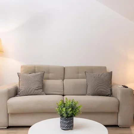 Egona -apartamentos Itxaropena サラウツ
