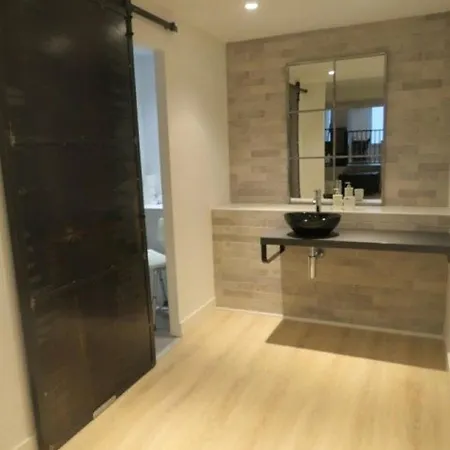 Egona -apartamentos Itxaropena Apartment *